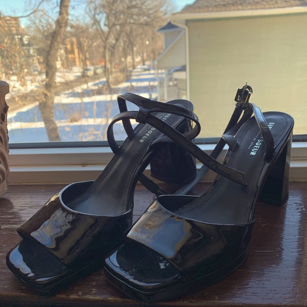 Sister X Sœur Patent Peep Toe Block Elyse Heels - Picture 1 of 5